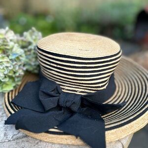 Elegant Black and Tan Women's Straw Hat